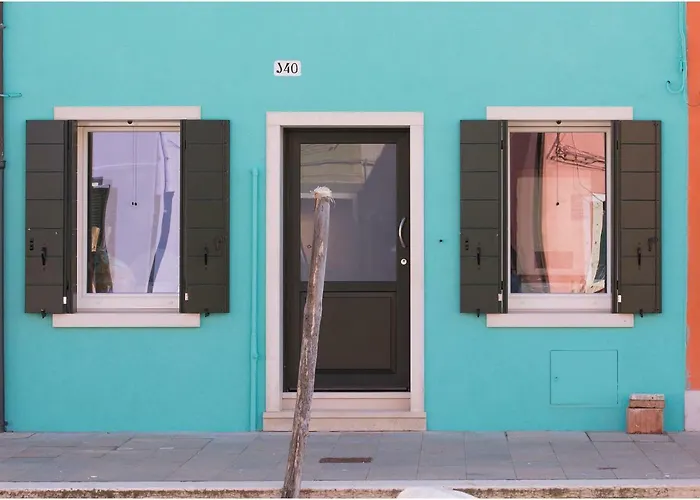 Tiffany بورانو